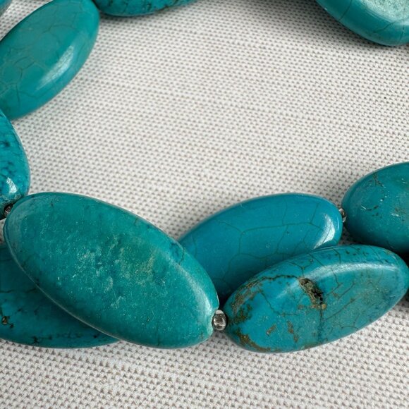 Dyed Magnesite Turquoise Bead Necklace - Picture 9 of 12